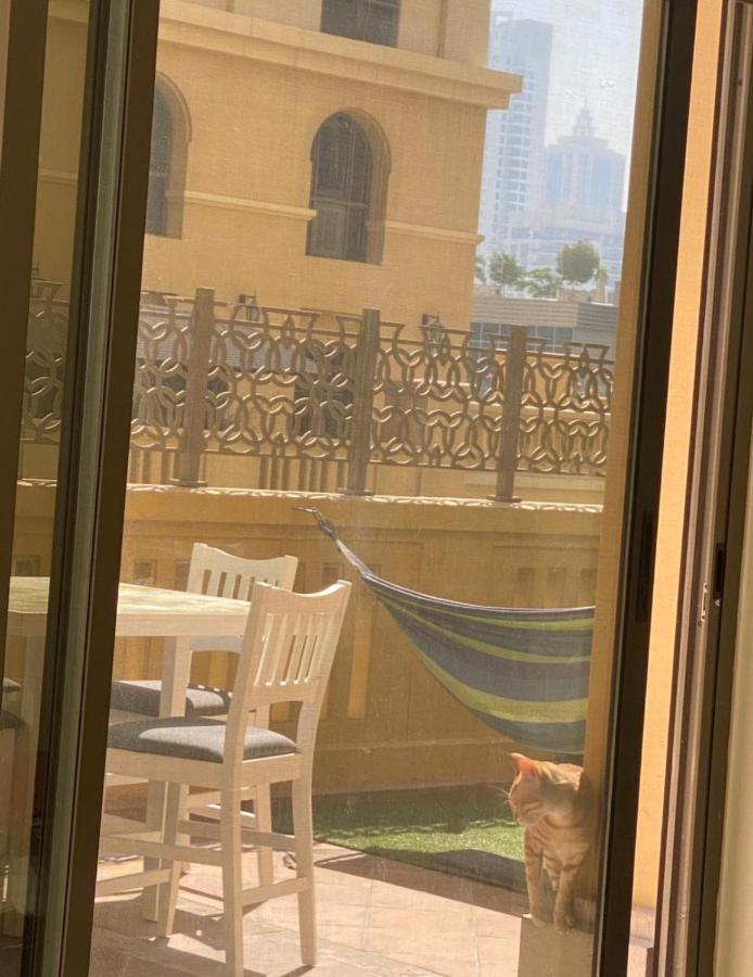 Alexandrina Hostel Dubai Luaran gambar