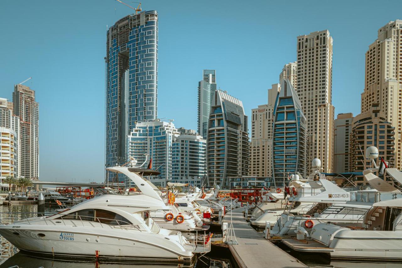 Alexandrina Hostel Dubai Luaran gambar