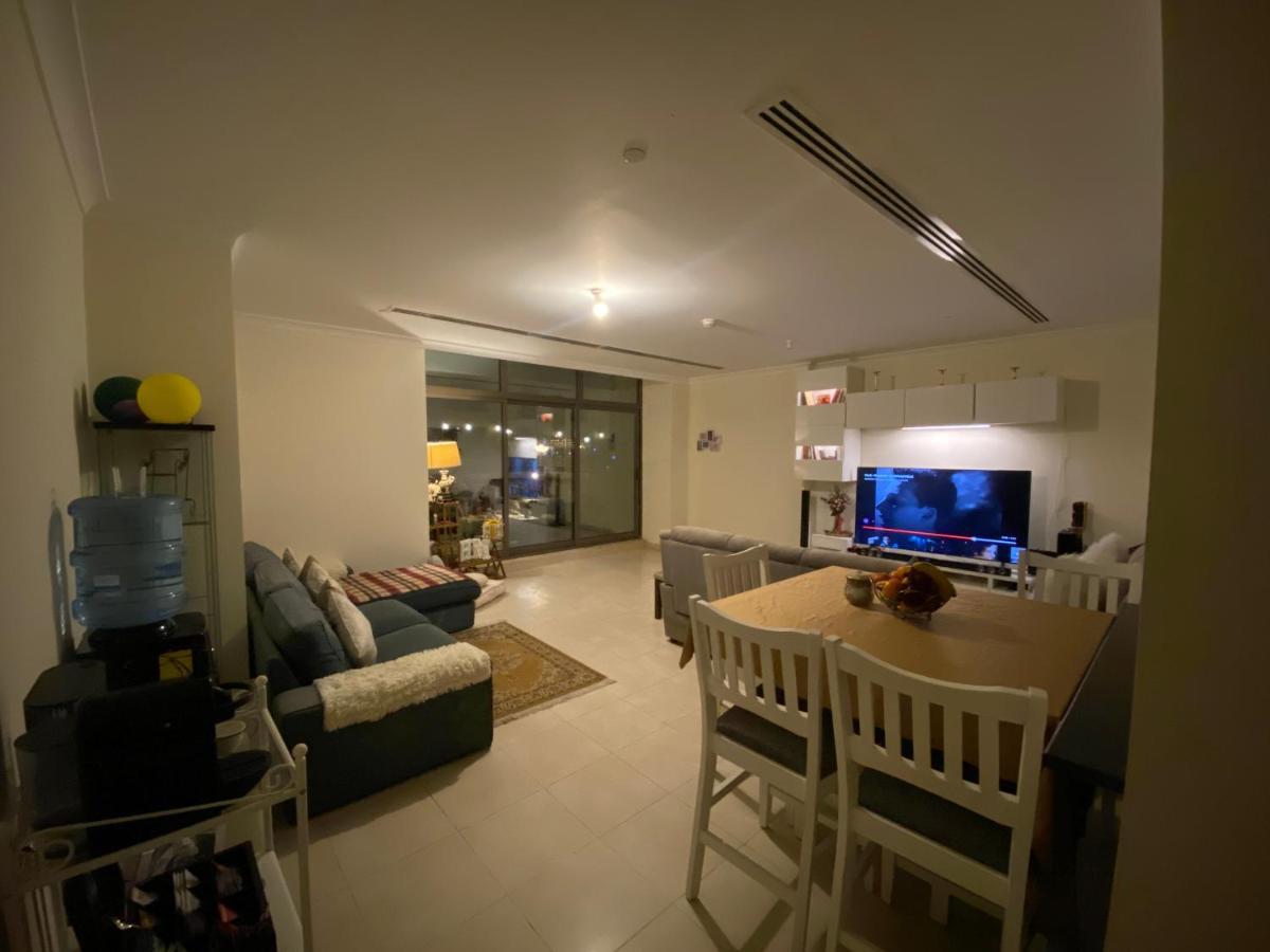 Alexandrina Hostel Dubai Luaran gambar