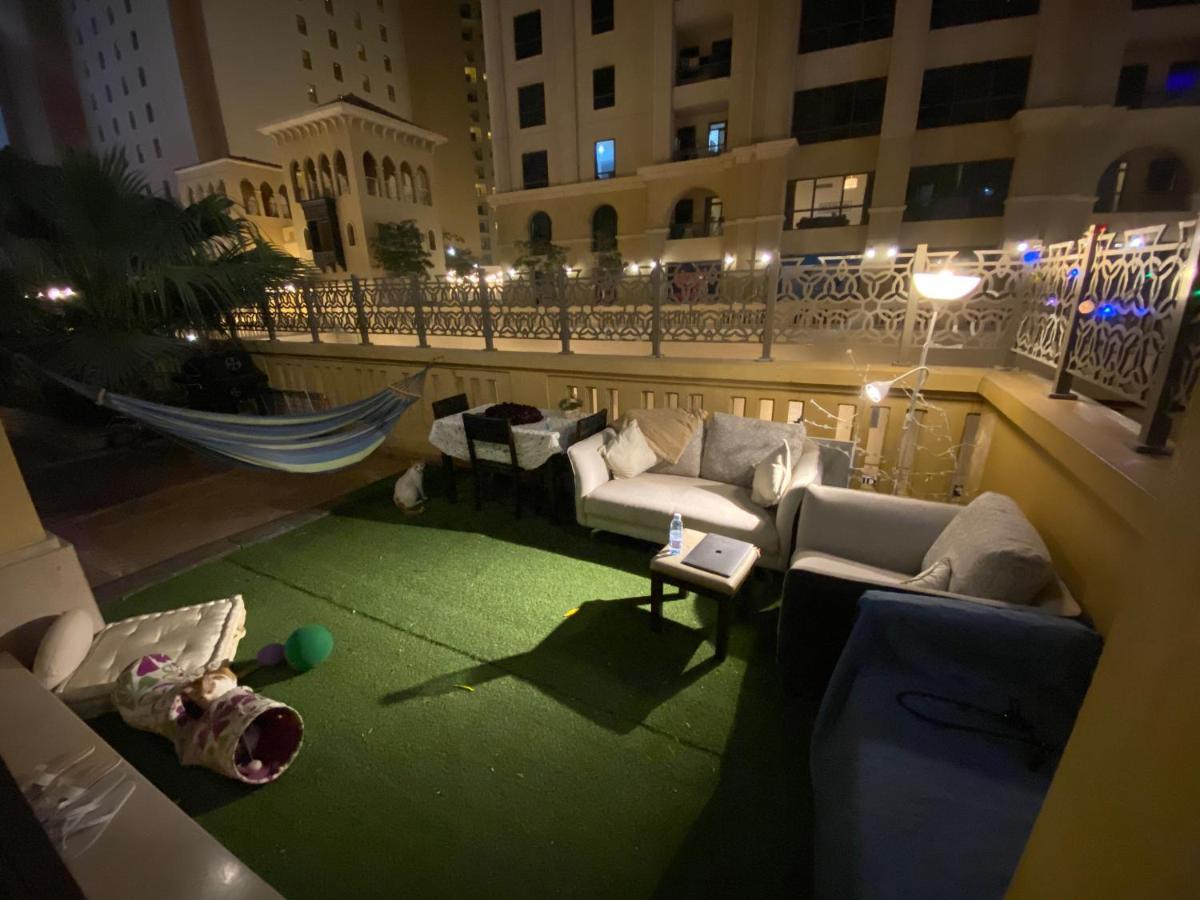 Alexandrina Hostel Dubai Luaran gambar